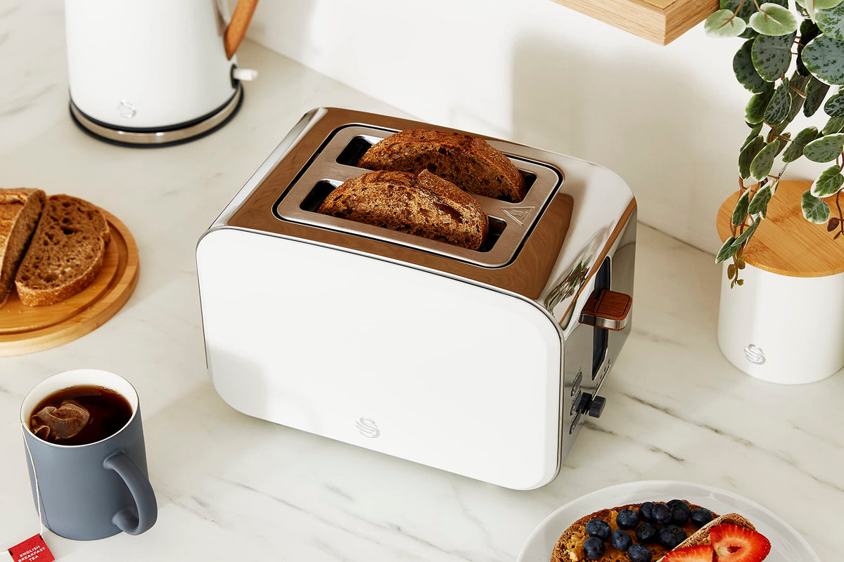 Swan ST14610WHTN Nordic 2-Slice Toaster with Defrost/Reheat/Cancel Functions, Cord Storage, 900W, White