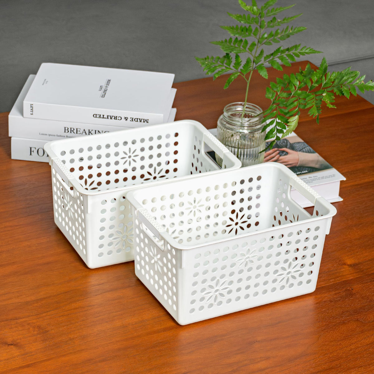 Cetomo Plastic Storage Box, Storage Baskets with Handle, Shelf Basket Organizer with Hole, Open Top Storage Bin for Home Kitchen Office, White