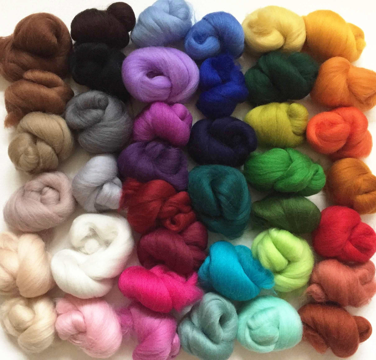 Molten Designs 40 Colour Pack of Merino Wool Tops for Needle/Wet Felting Approx 120 GMS