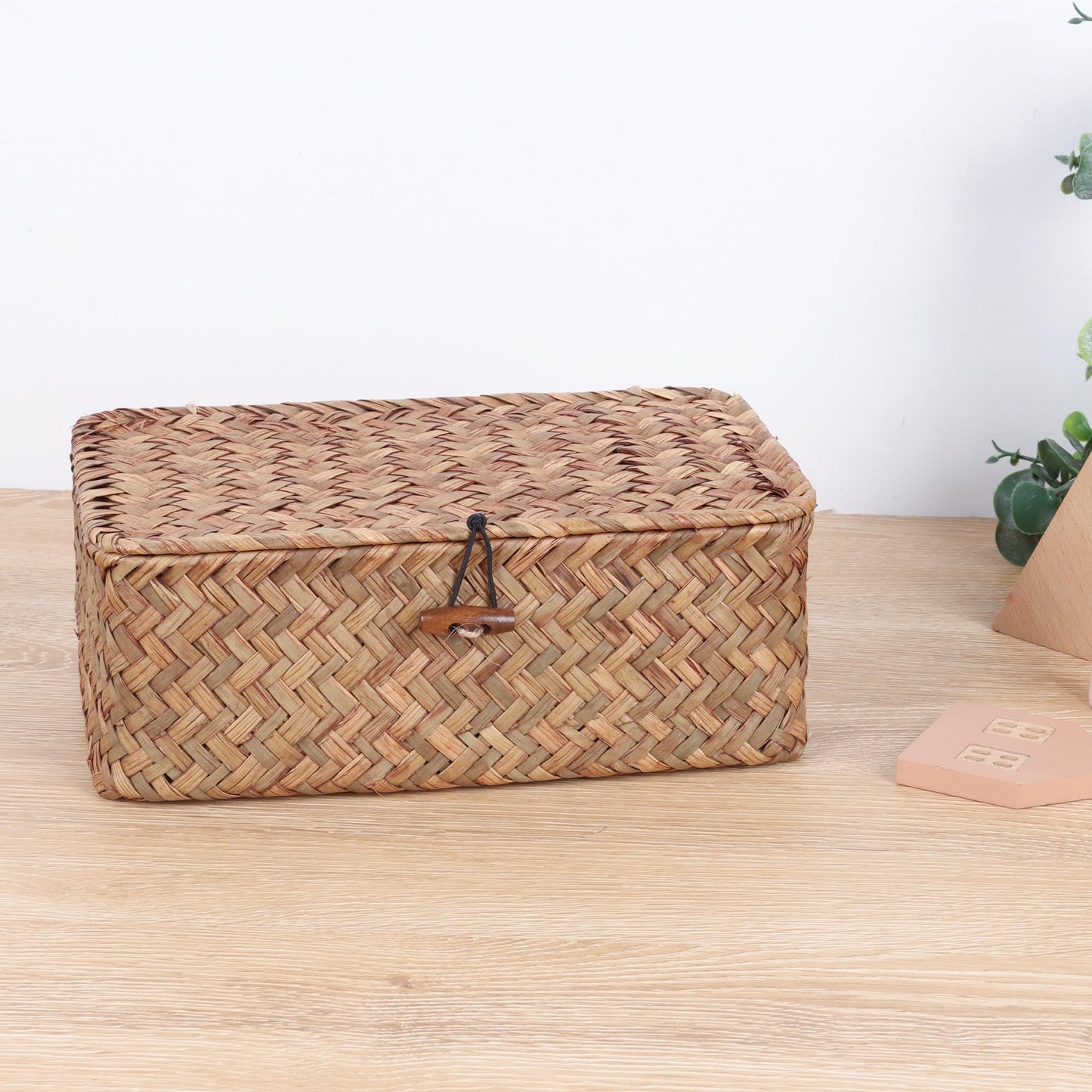 FEIALNDUO Wicker Shelf Baskets with Lid,Seagrass Storage Basket Bins Rectangular Handwoven Basket Boxes for Shelves Desktop Home Organizer