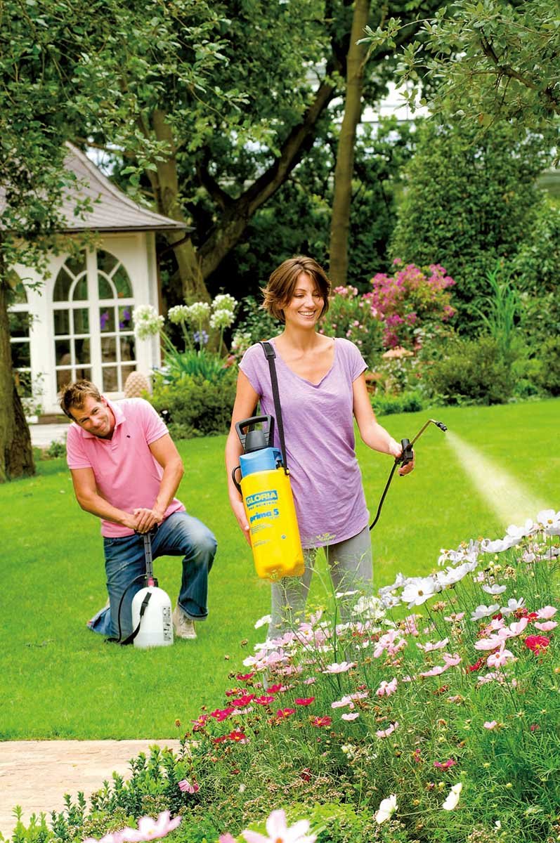 GLORIA Pressure Sprayer AutoPump Set | Garden Sprayer | 5 Litre Capacity | Sprayer with Battery/Rechargeable Battery Operation | No Laborious Pumping
