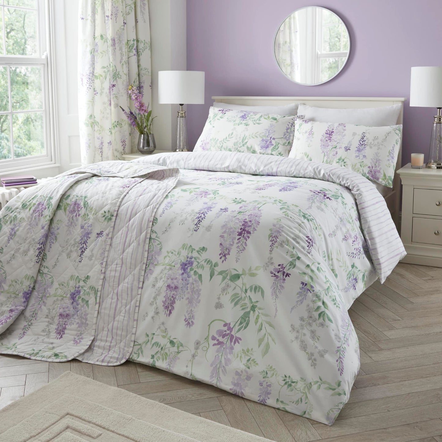 Dreams & Drapes - Purple Wisteria Bedspread (230cm X 200cm) - Soft Touch - Purple Floral Quilted Bedspreads - Lavender Floral Blanket/Bed Cover for