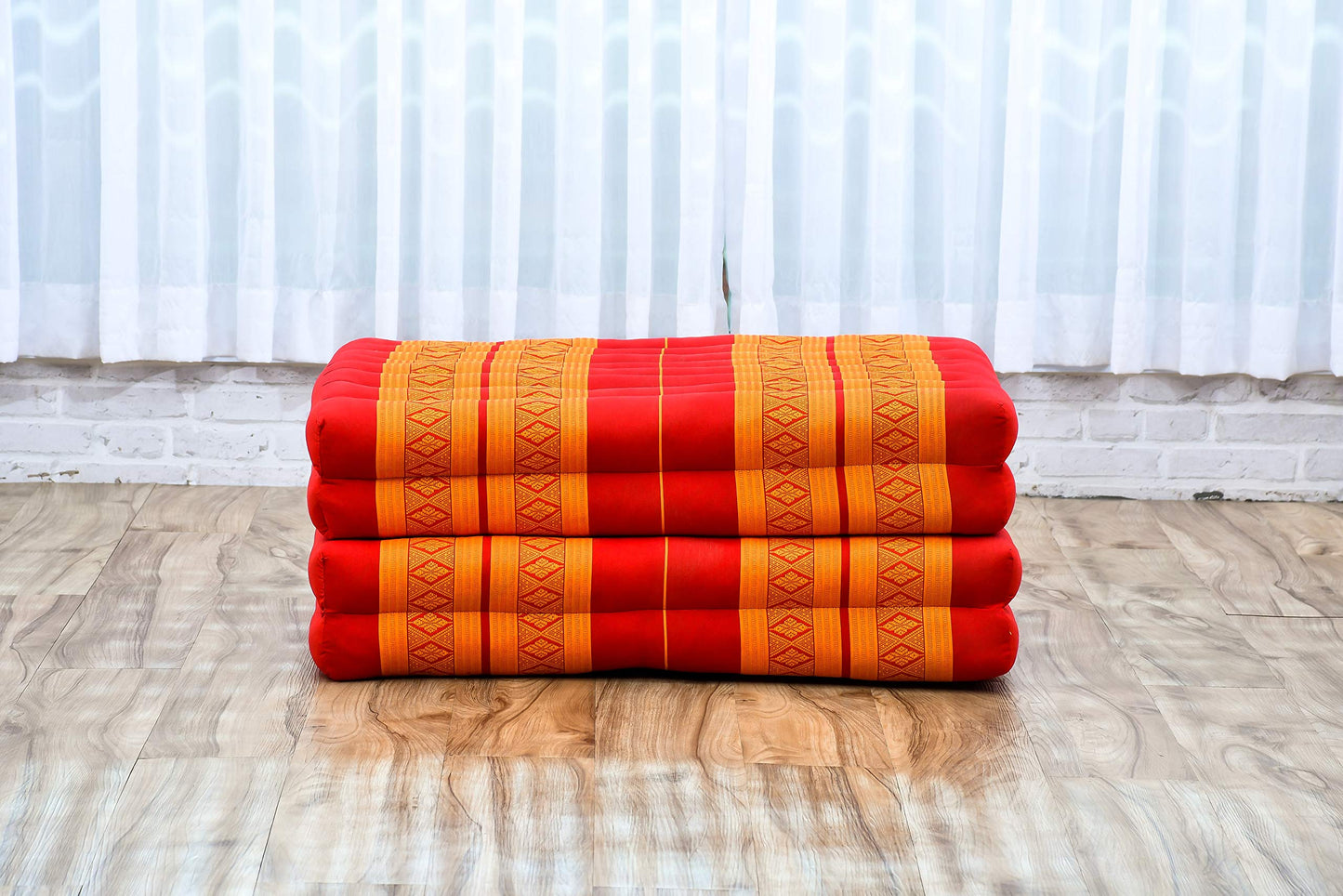 Leewadee Trifold Mattress Standard – Comfortable Thai Massage Pad, Foldable Floor Mattress Filled with Kapok, Perfect to Use as a Sleeping Mat