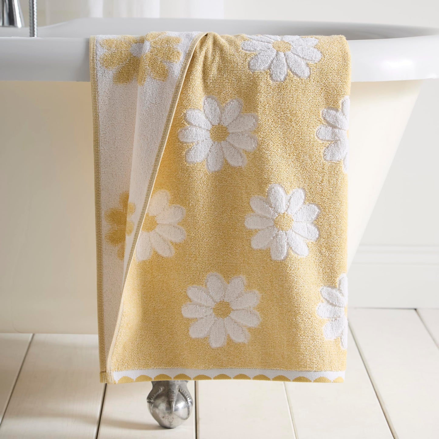 Dreams & Drapes Daisy Floral Hand Towel Ochre – Soft Absorbent Cotton Bathroom Towel with Floral Design, Quick-Dry