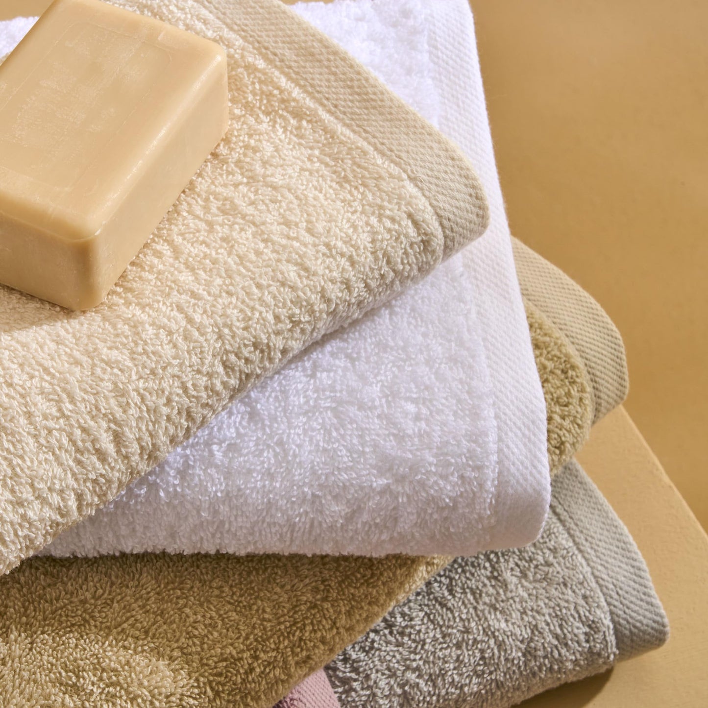 NELLA BIAGINI Minerva Bath Towel and Bidet Set, 100% Cotton Towel, 420 g/m², 110 x 60 cm + 60 x 40 cm, Soft, Absorbent, Plain