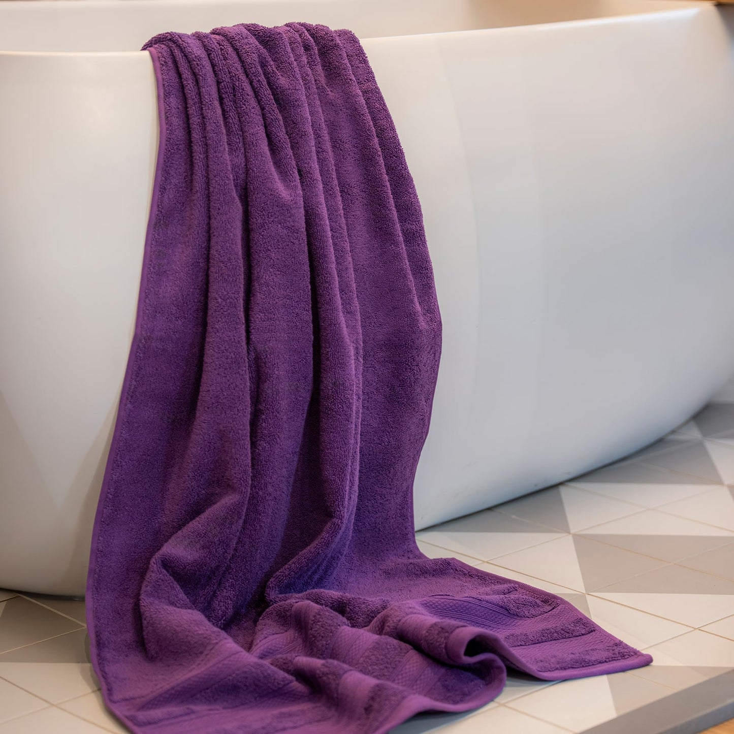 MELLUVA Bath Towels Set of 2 | 100% Turkish Cotton | 70 x 125 cm | Soft and Absorbent 600 GSM | Quick Dry Bathroom Shower Towels | Plum
