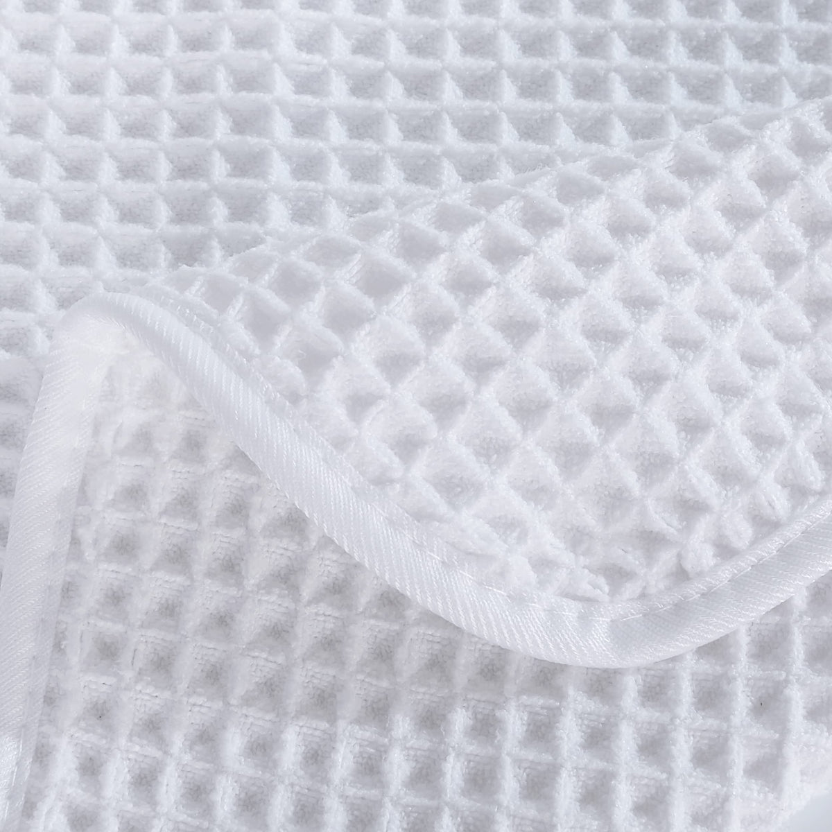 POLYTE Microfibre Oversize Quick Dry Lint Free Bath Towel, 152 x 76 cm, 4 Pack (White, Waffle Weave)