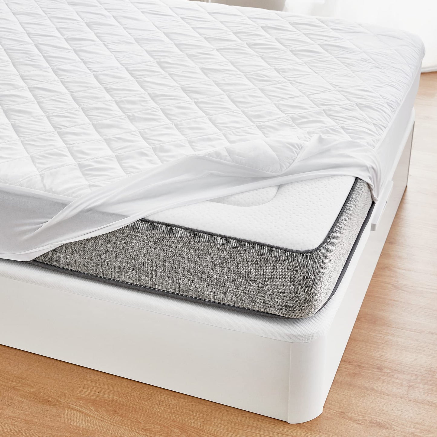 Pikolin - Quilted Fibre Mattress Protector – Waterproof, anti-dust mite, white Cama 80 - 80 x 190/200 cm white