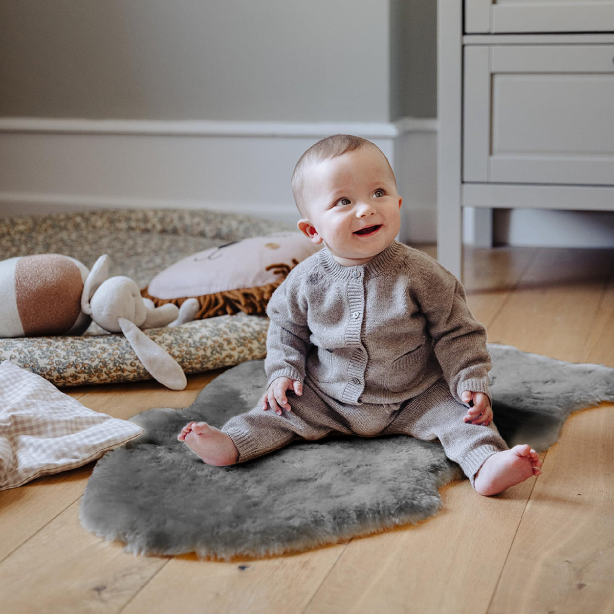 Nordic Sheep Baby Sheepskin 80x60 cm | Real Sheepskin Rug temperature regulating for strollers | Perfect as fluffy rug for the baby room | Comfortable