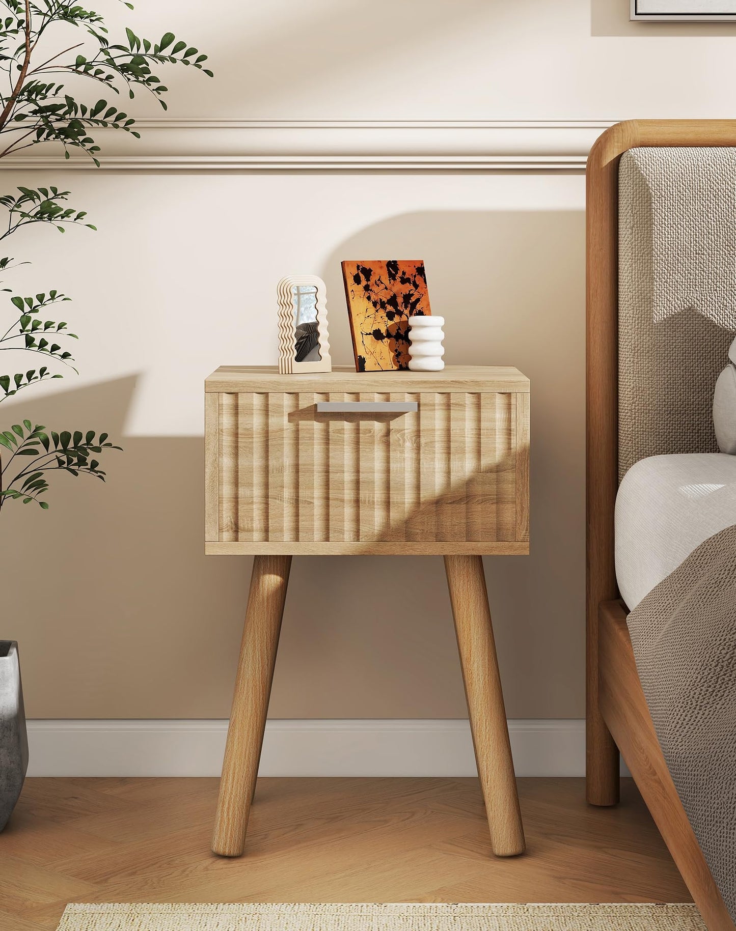 YMYNY Fluted Nightstand Set of 2, Small End Table, Modern Coffee Table with Drawer, Solid Wood Legs, Retaining Chain, 35x27x53cm