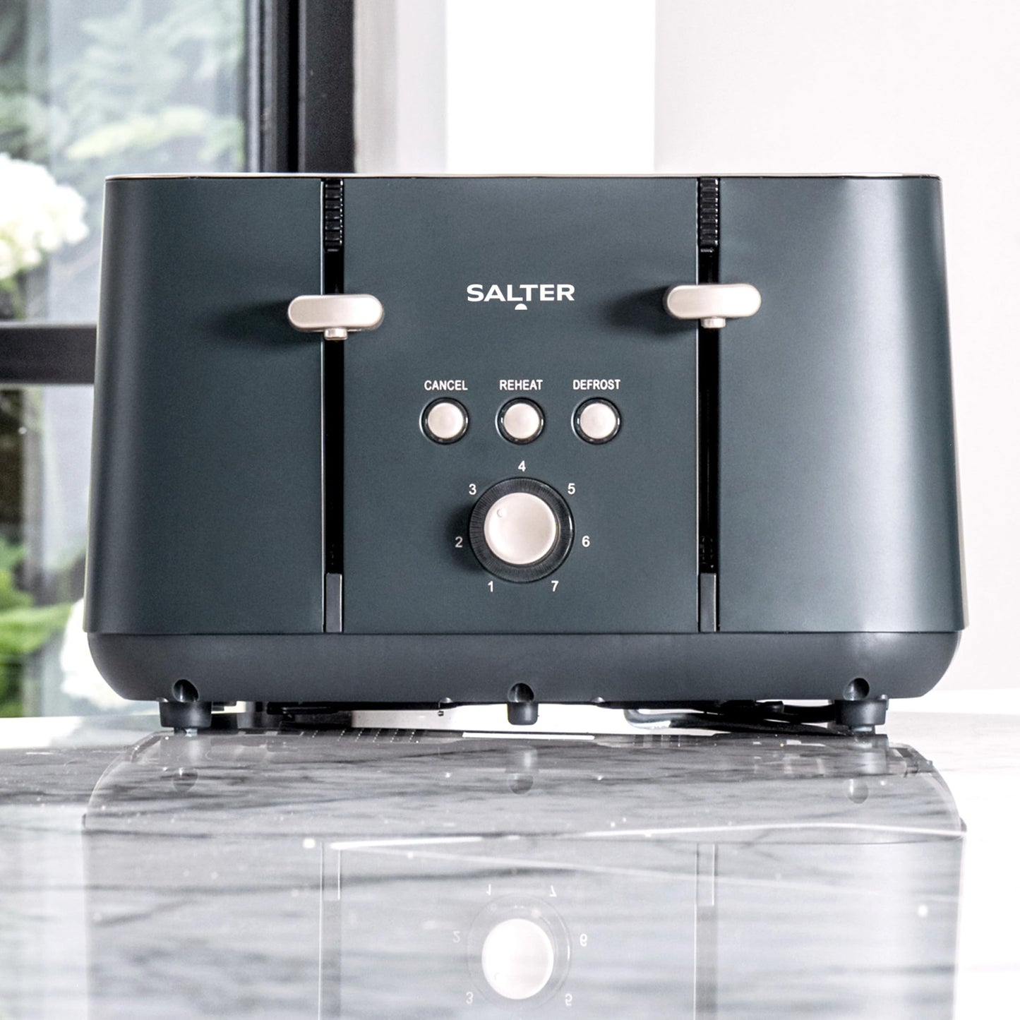 Salter COMBO-8823 Marino Kettle and Toaster Set  1.7L Capacity Fast Boil Kettle, 4-Slice Anti-Jamming Electric Toaster, Removable Crumb Tray, 360