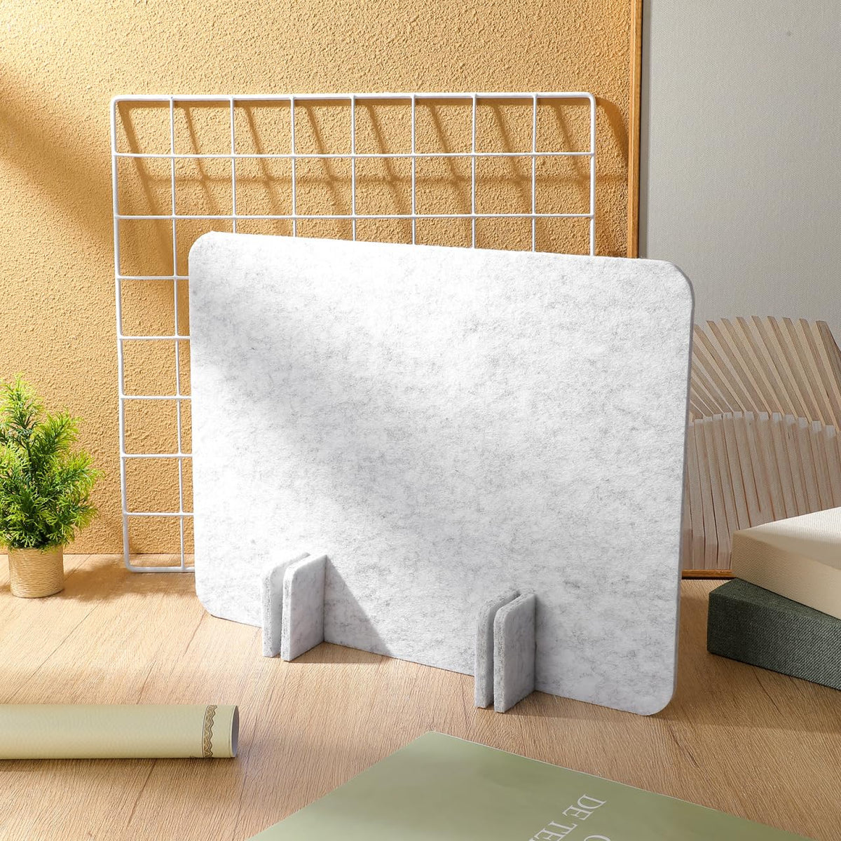 DIYEAH Felt Desk Divider Privacy Panel 15.75 X 11.81 X 0.39 in Freestanding Desk Screen Partition for Office School and Dormitory Acoustic Noise
