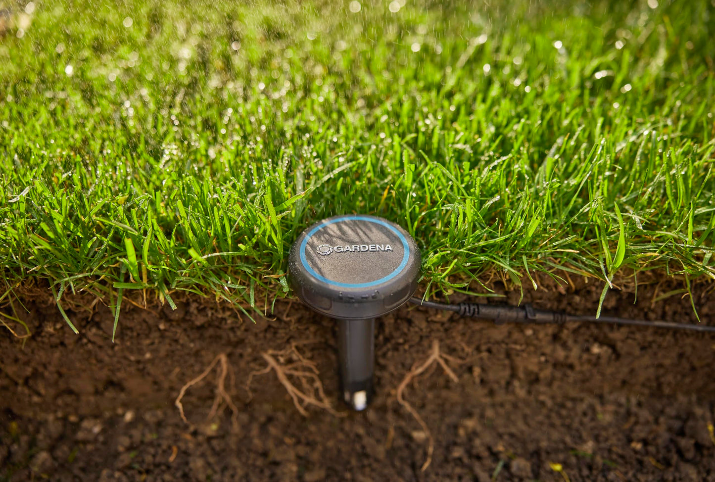 Gardena Soil Moisture Sensor: Automatic irrigation, can be used directly on the lawn, 5 m long connection cable, can be extended with extension cable