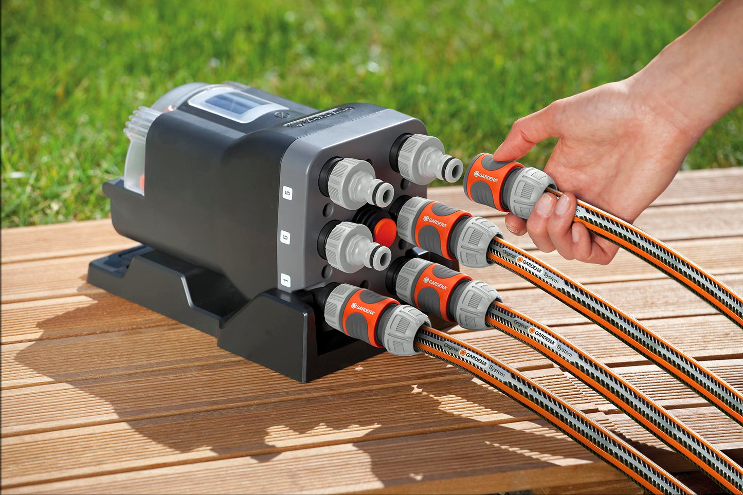 Gardena Water Distributor automatic: 6-point distributor, simple operation, space-saving, allows flexible use, ideal even at low water pressure, 3/4