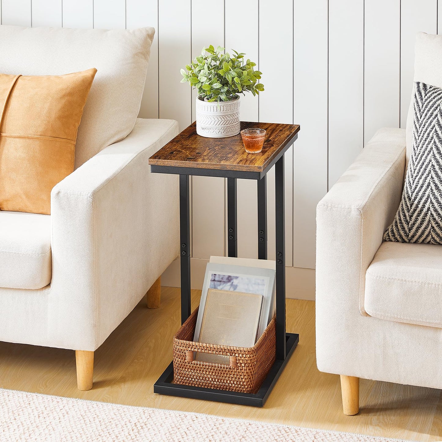 HOOBRO C-Shaped Side Table, Narrow Sofa Side Table, Coffee Snack Table with Metal Frame, Laptop Table, Slim Bedside Table for Bedroom, Living Room