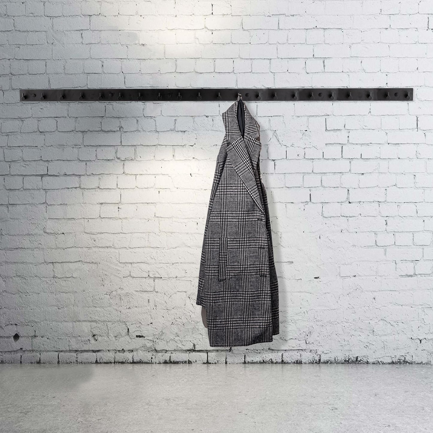 Brute Strength – Stainless Steel wall Coat Rack – Black – 21 Hooks · 144 cm