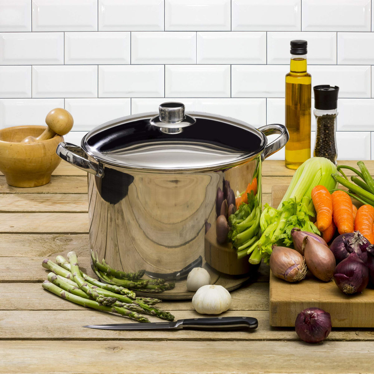 Stainless Steel Induction Stock Pot with Lid Large Deep Casserole Cooking Stockpot Mirror Polished Finish Soup Stew Home Brew Pot (30cm - 15.2 Litre)