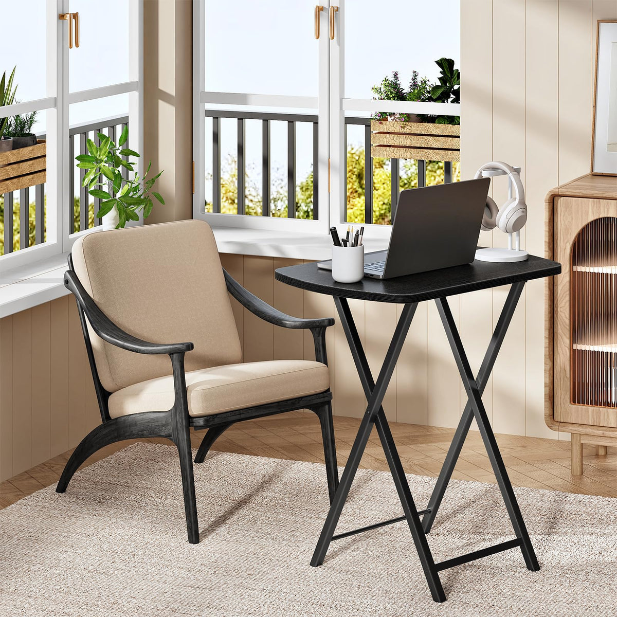HOOBRO Folding Side Table, Folding Tray Table, Snack Dinner Table for Eating at Couch, Sofa End Table for Small Space, Living Room, Industrial