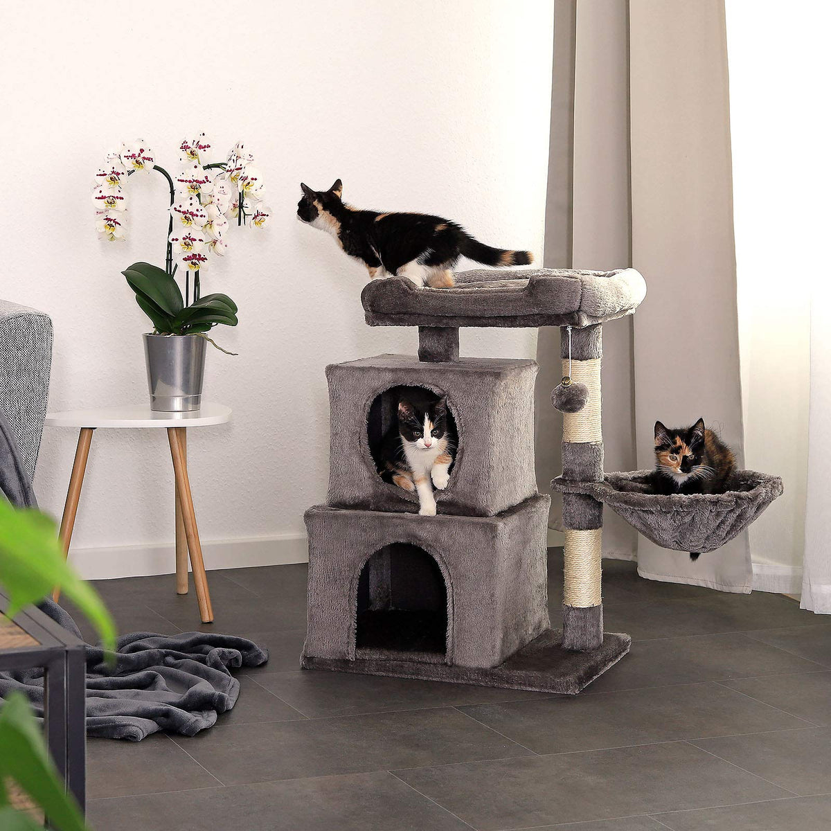 lionto Cat Scratching Post with Plush Ball Including Bell and Lounger Height 70 cm Cat Tree with Sisal & Plush, Cosy Lying Surface and Caves, Suitable