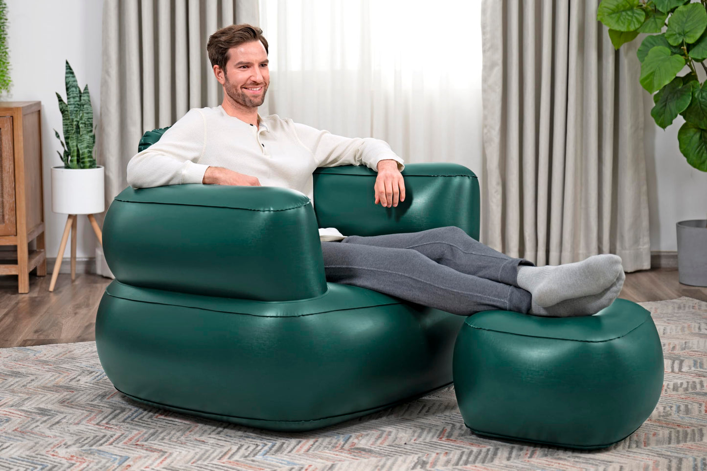 Bestway 42" x 39" x 31.5"/1.07m x 99cm x 80cm Comfi Cube Lounger