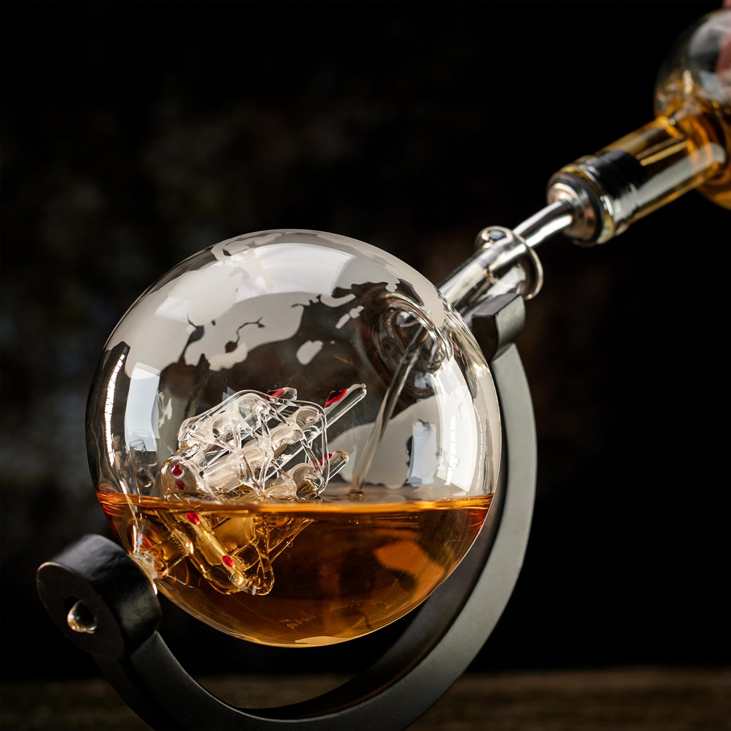 Whisiskey - Whiskey Decanter Set - 900ML Globe Carafe - Whiskey Gift Sets for Men - Whisky Set - Glass Gifts for Men - Inc. 2 Whiskey Glasses, 8