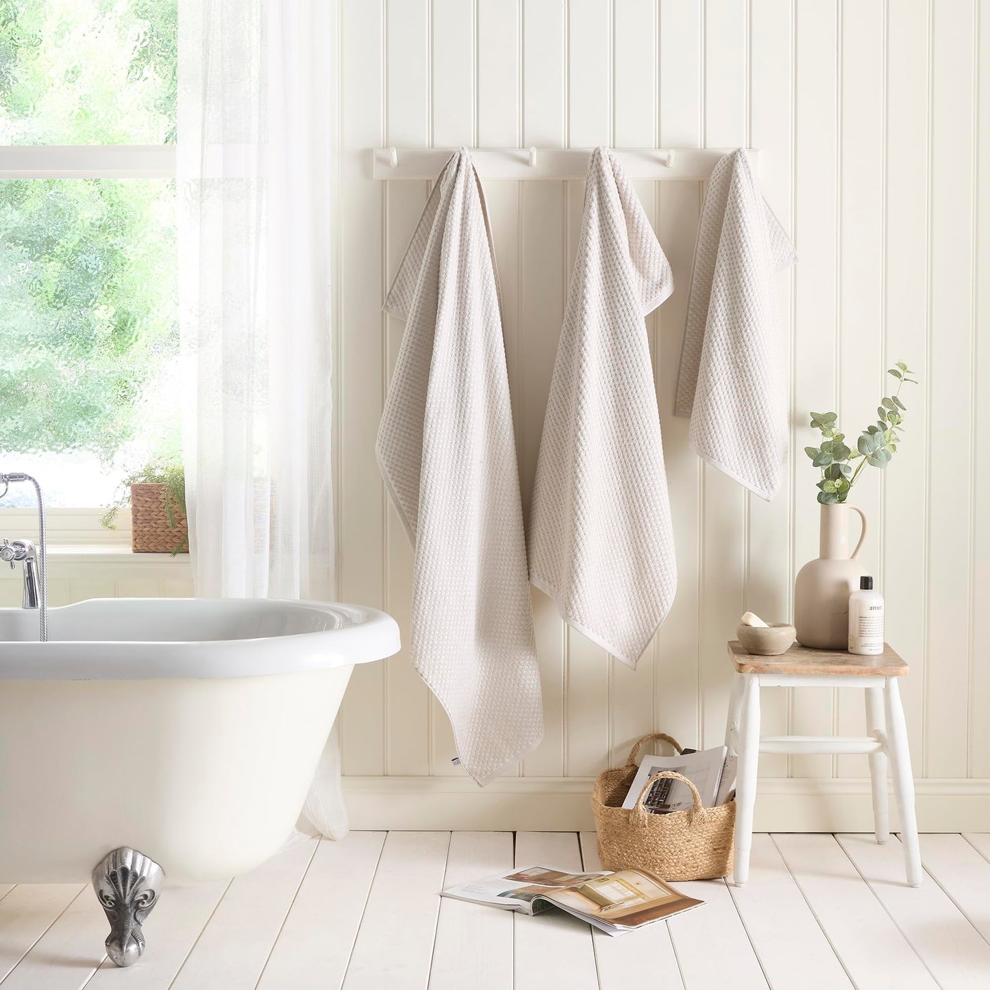 Dreams & Drapes Popcorn Check Hand Towel Natural – Soft Absorbent 100% Cotton Jacquard Check Bathroom Towel, Quick‑Dry