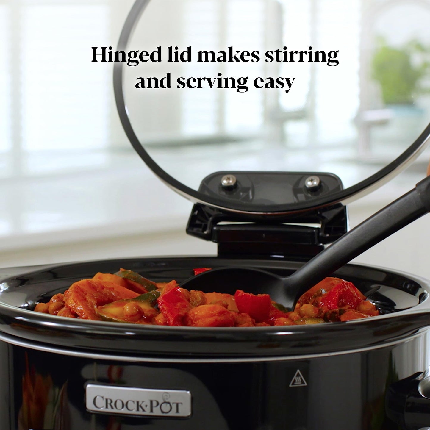 Crock-Pot Lift and Serve Digital Slow Cooker with Hinged Lid and Programmable Countdown Timer | 4.7 Litre (up to 5 People) [CSC052], Black
