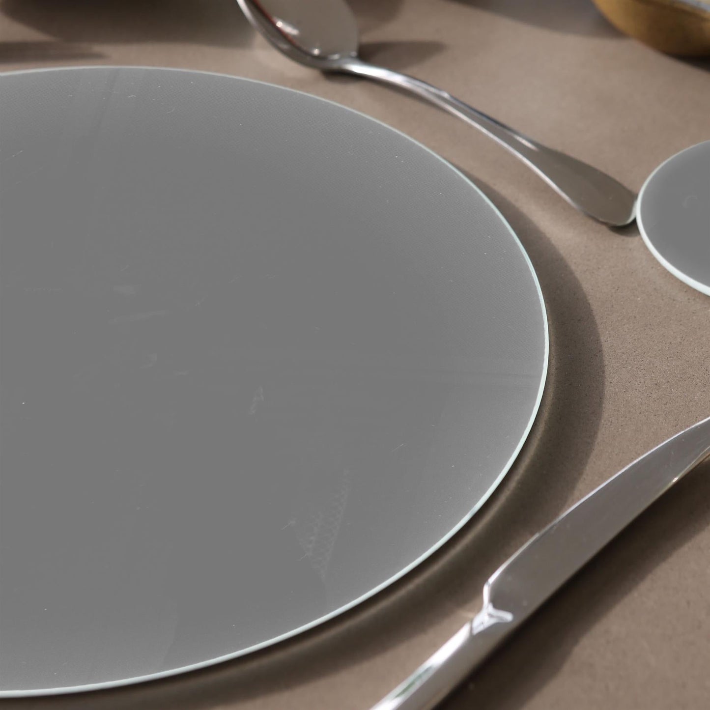 30cm Round Glass Placemats - Pack of Six