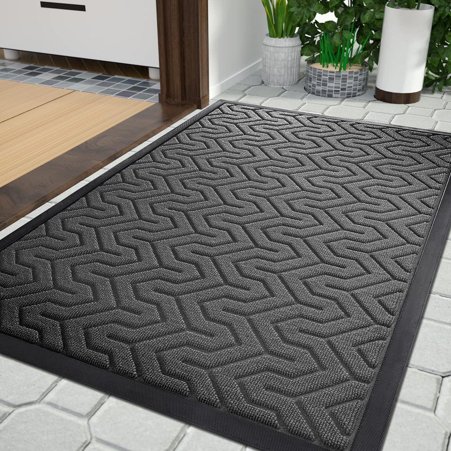Yimobra Door Mats, Heavy Duty Water Absorbent Mud Resistant Easy Clean Entry Outdoor Mat,Non Slip Backing, Exterior Mats for Outside Patio Porch