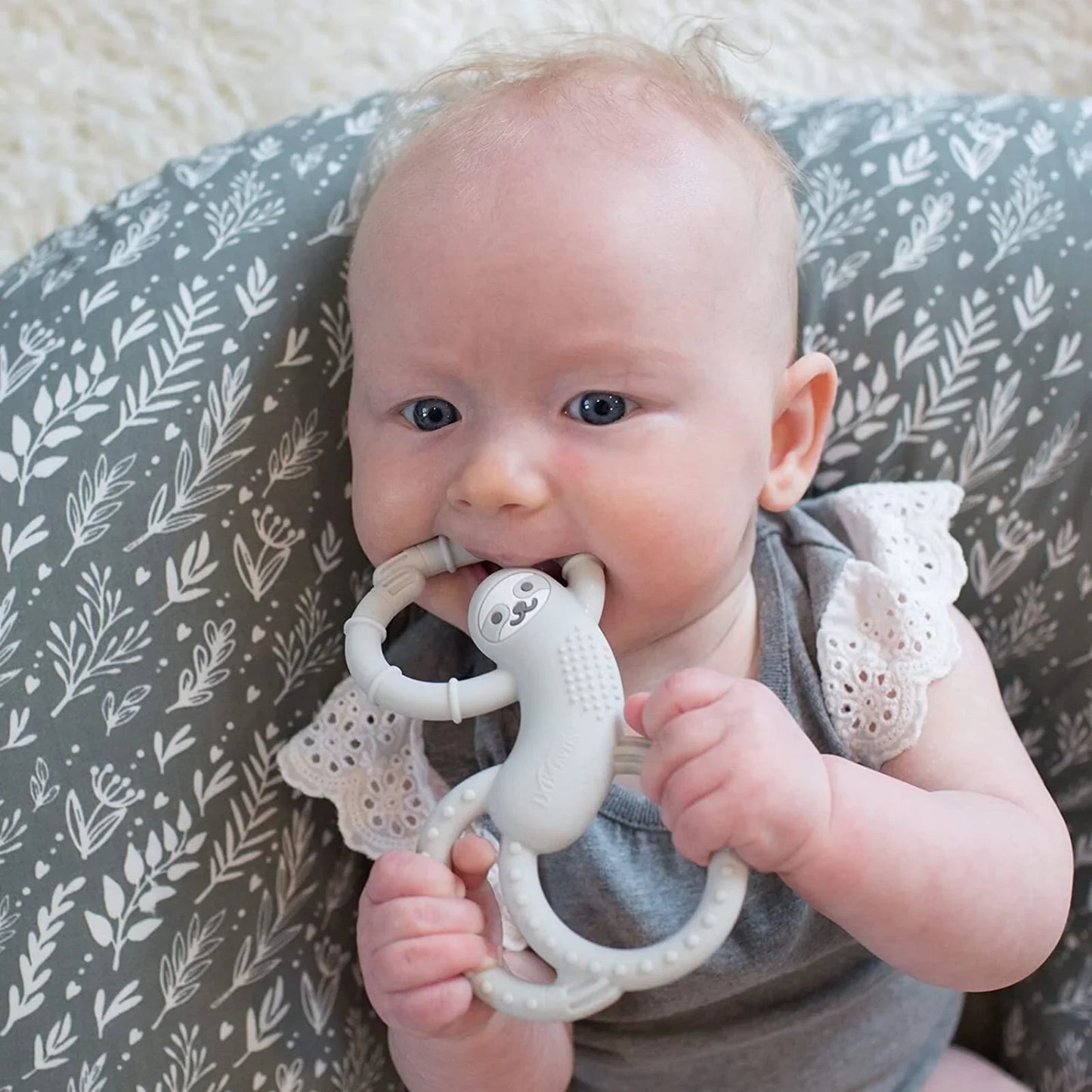 Dr. Brown's Sloth Long Limbed Teether 3+ months - Blue