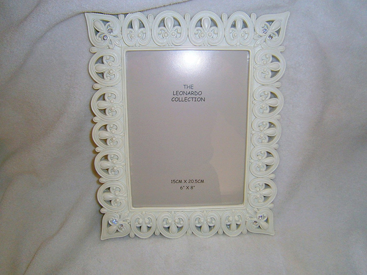 the leonardo collection 6 x8 hearts cream diamontes in corners frame