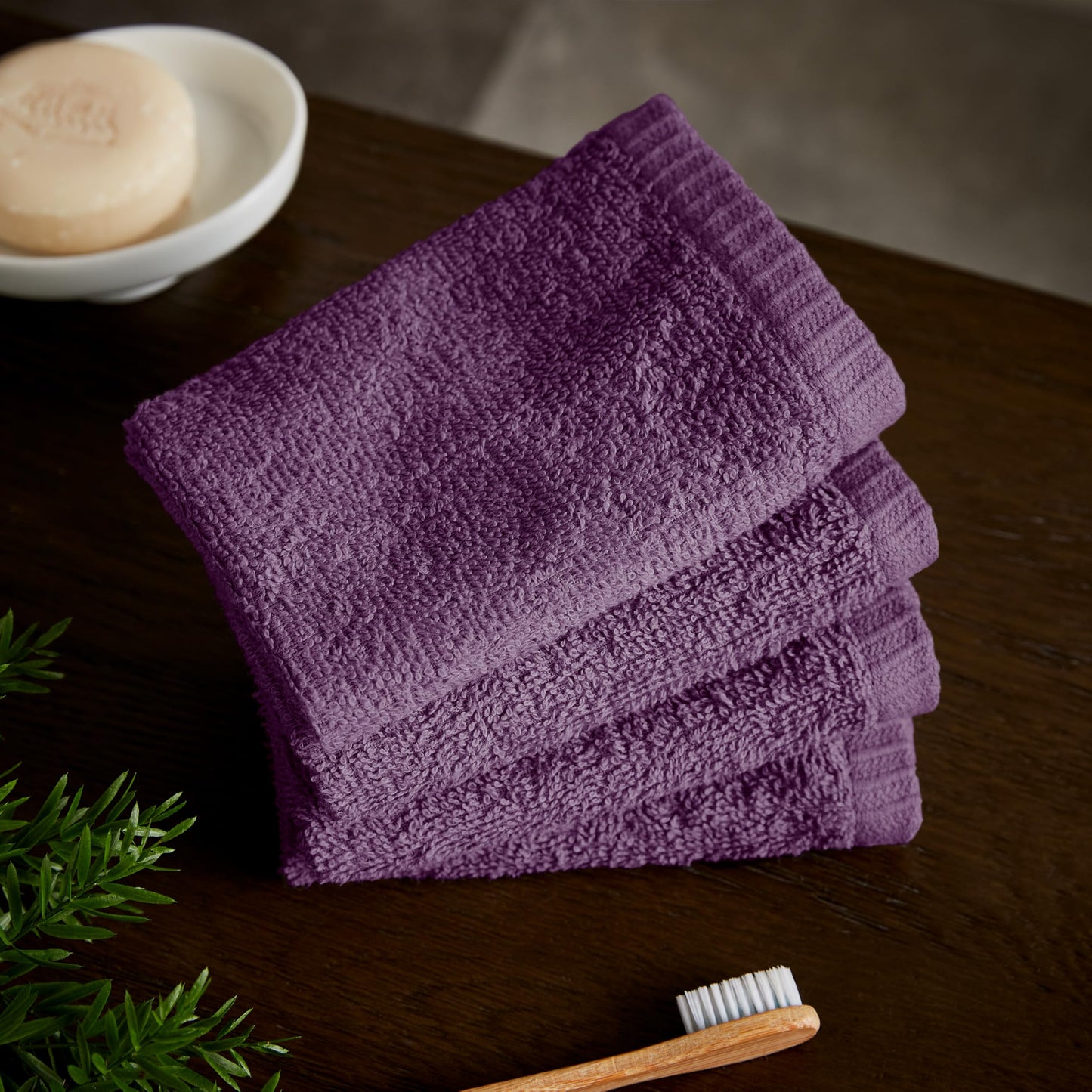 Catherine Lansfield Quick Dry Cotton 30x30 cm 4 Pack Face Cloths Plum