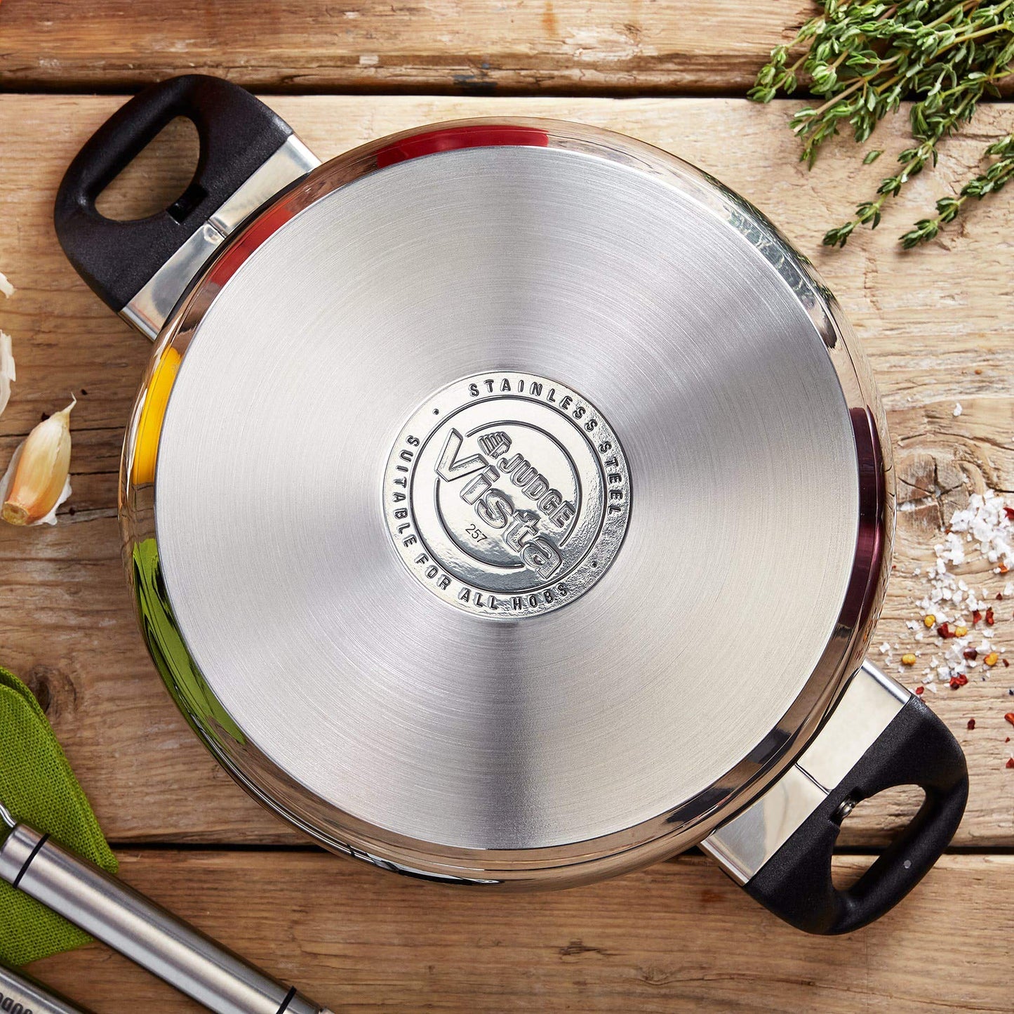 Judge Vista J232A Stainless Steel Non-Stick Large Sauteuse 28cm Frying Pan with Shatterproof Glass Lid, Induction Ready, Oven Safe, 25 Year Guarantee
