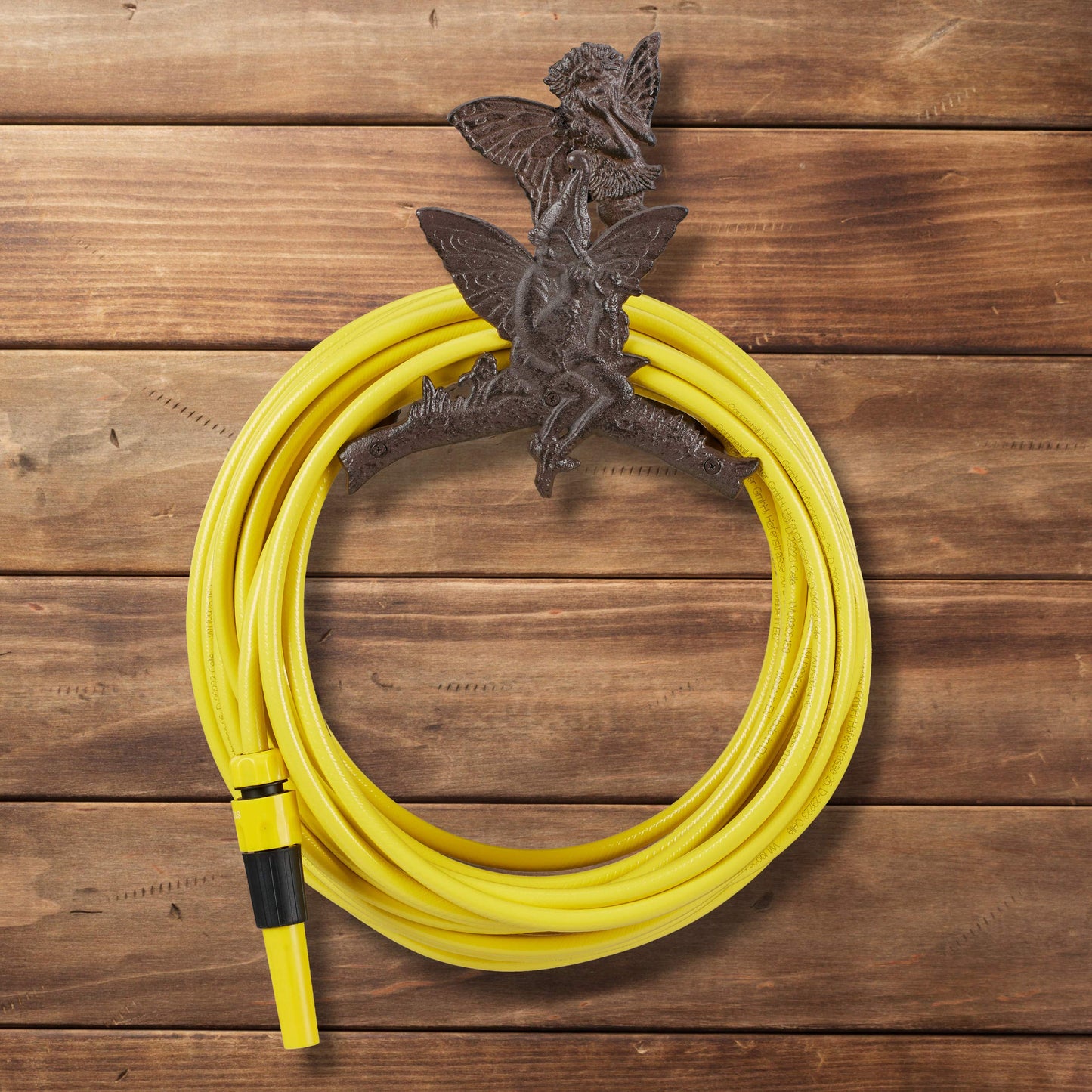 Relaxdays Ornate Hose Reel, Garden Hose Wall Holder with Nostalgic Look, Cast Iron, Hanging, Dark Brown