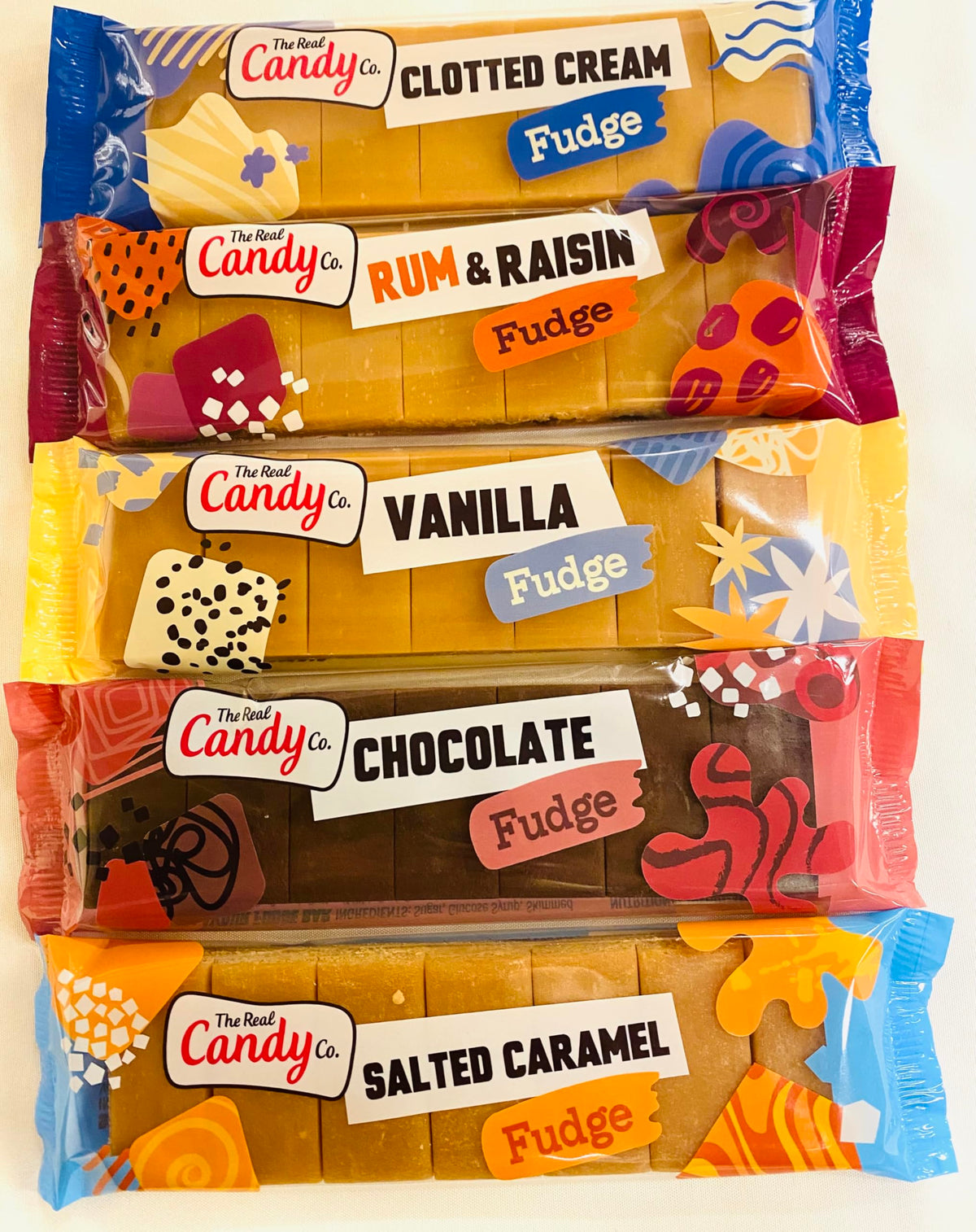 Fudge Bar Gift Set (5 Pack of 130g each) - Vanilla - Chocolate - Salted Caramel - Clotted Cream - Rum and Raisin