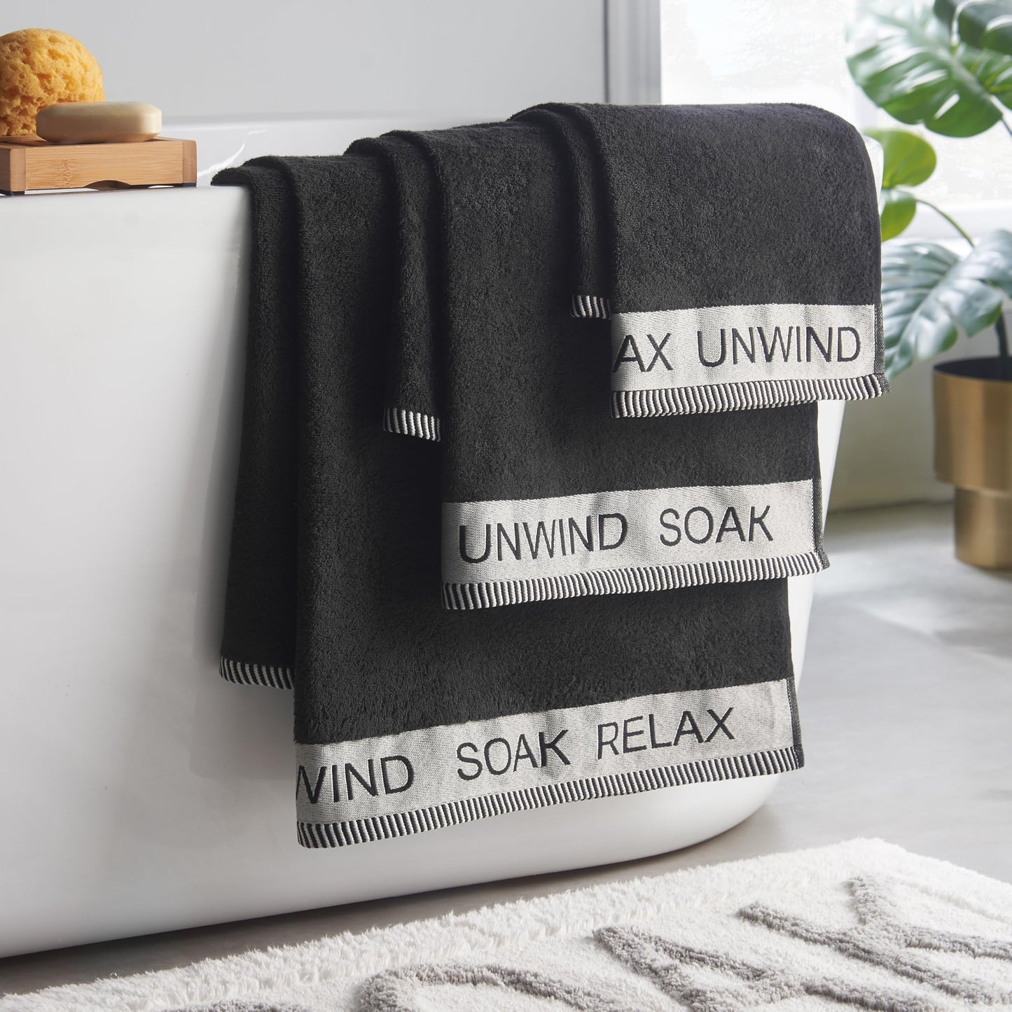 Catherine Lansfield Relax And Unwind 50x85cm Hand Towel Black