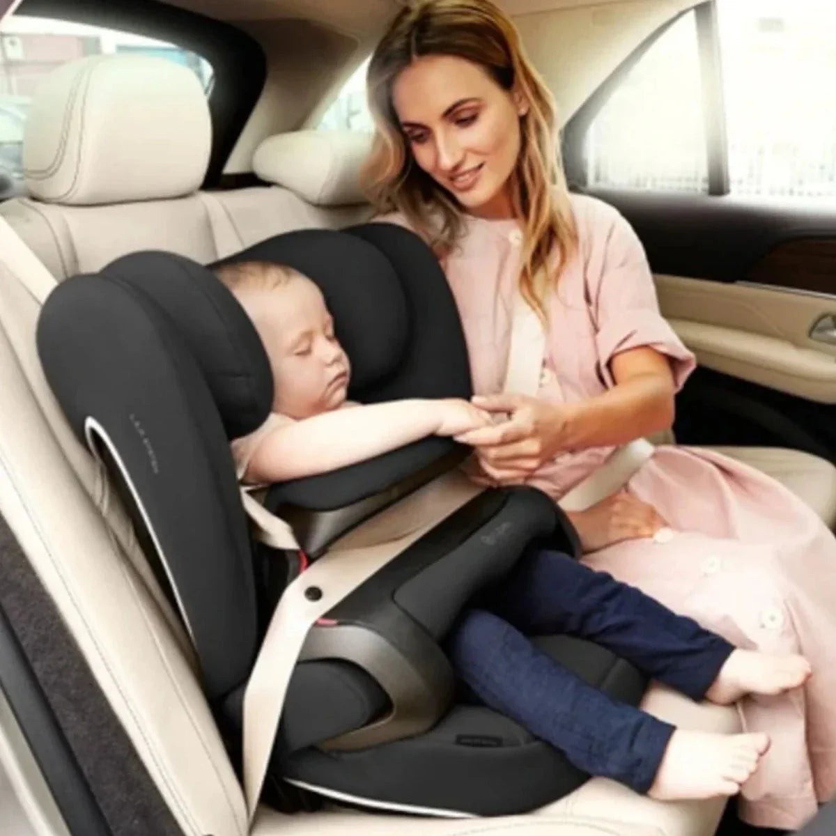 Cybex Pallas B4 i-Size Group 1/2/3 Car Seat (9 Months to 12 Years) - Pure Black