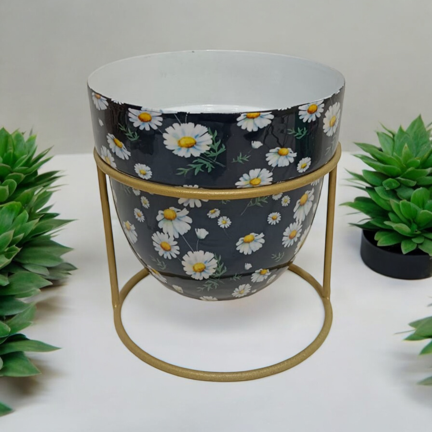 13CM PLANTER ON STAND