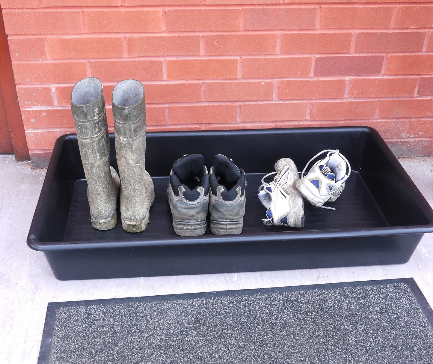 Britten & James 100 x 55cm Large Extra Deep Tray Black. Use in the garden, greenhouse, for hydroponics, oil drain tray, for muddy boots, litter tray