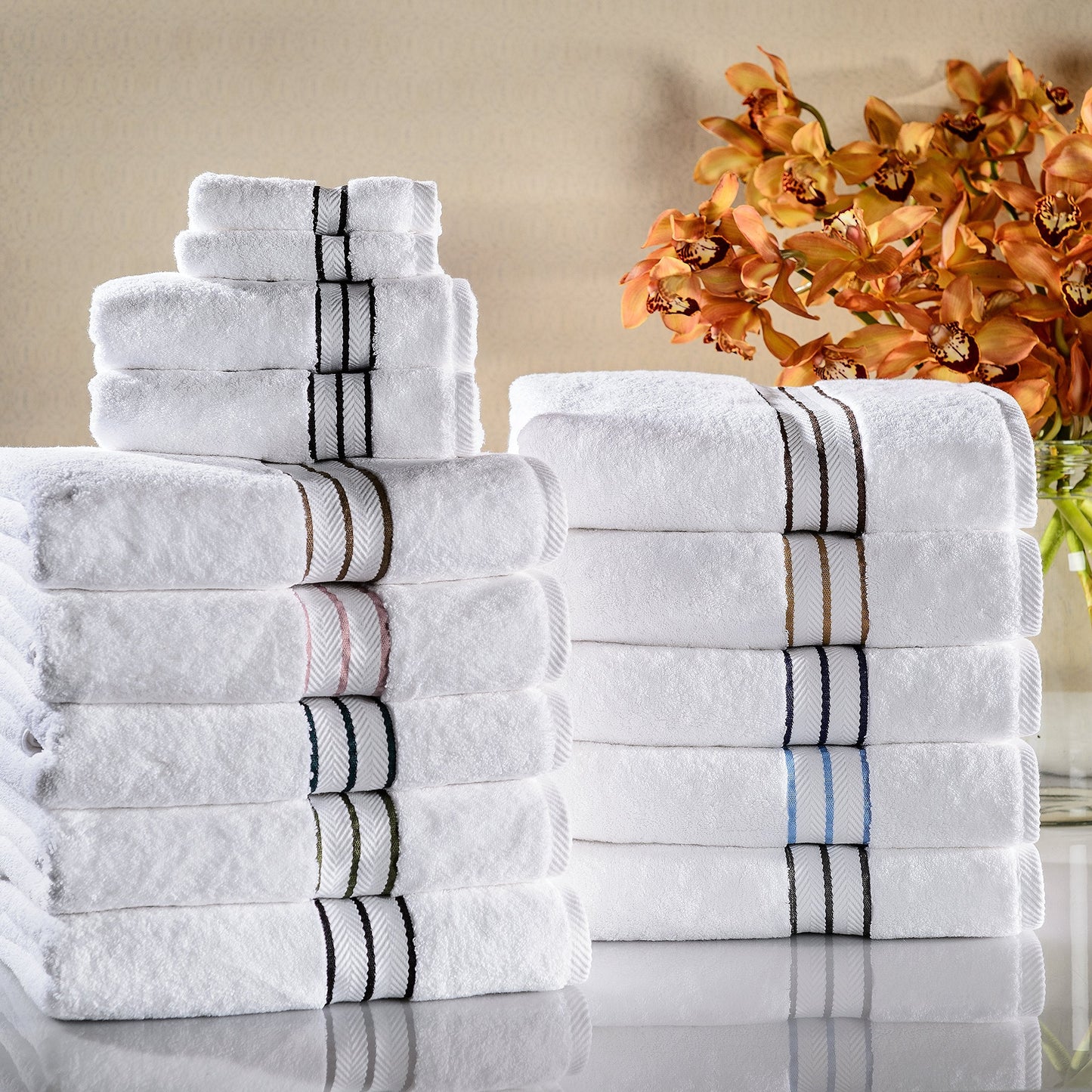 Superior 6 Piece Long-Staple Combed Cotton 900 Gram Towel Set, White with Black Border
