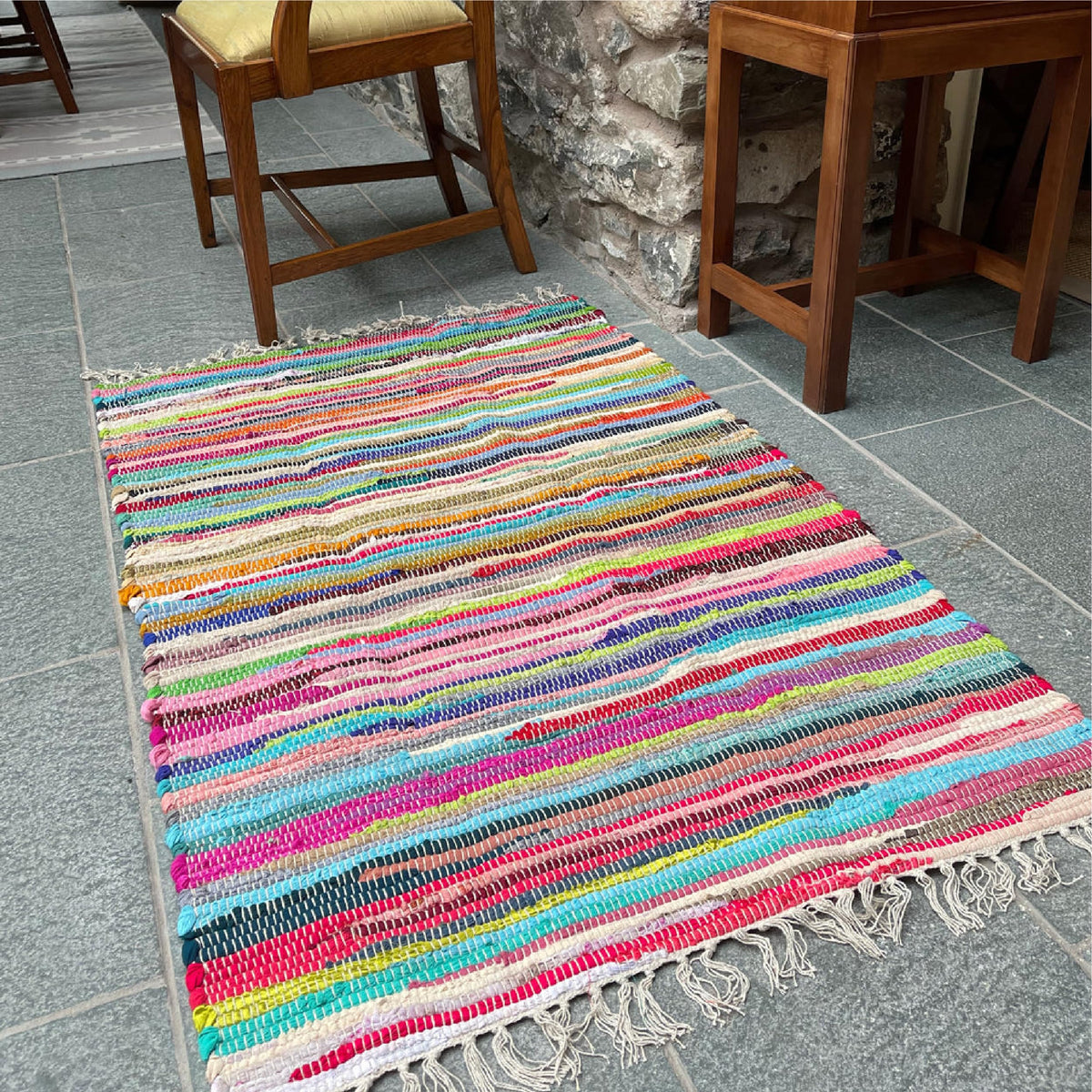 Second Nature Online - SHANTI Multi Coloured Rug | Hand Woven | Eco-Friendly: 100% Recycled Fabric | Ethically Sourced | Flat Weave (180 cm x 180 cm)