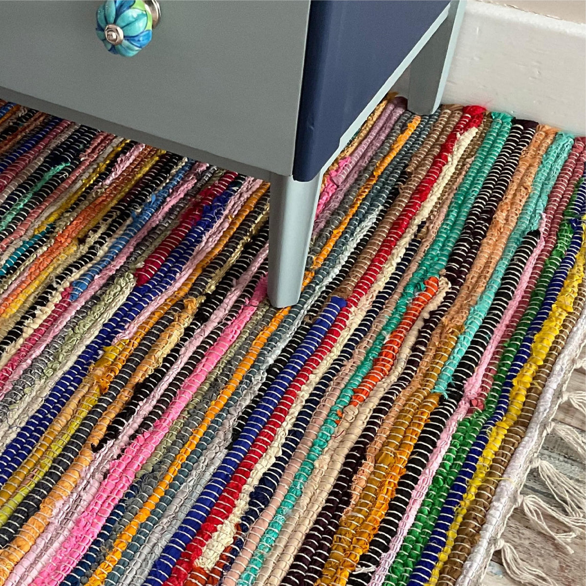 Second Nature Online - SHANTI Multi Coloured Rug | Hand Woven | Eco-Friendly: 100% Recycled Fabric | Ethically Sourced | Flat Weave (180 cm x 180 cm)