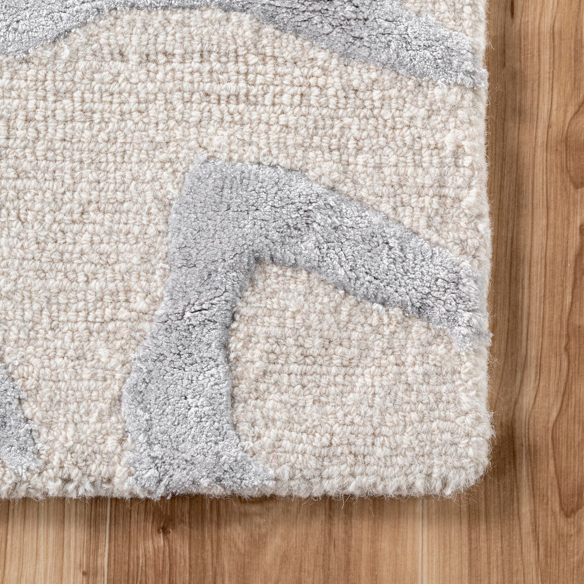 nuLOOM Hand Tufted Plush Zebra Accent Rug, 2x3, Grey