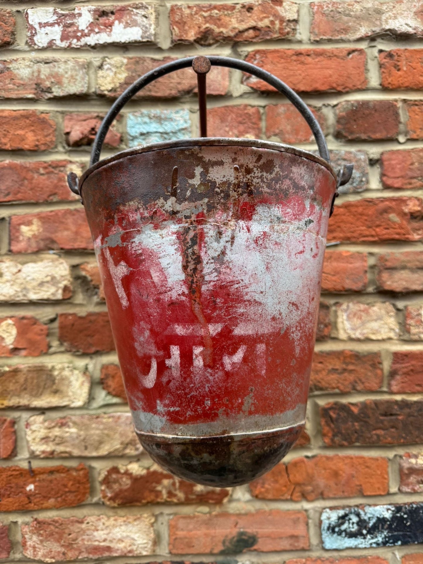 Vintage Galvanised Hanging Fire Bucket Basket / Plant Pot / Planter Pail C
