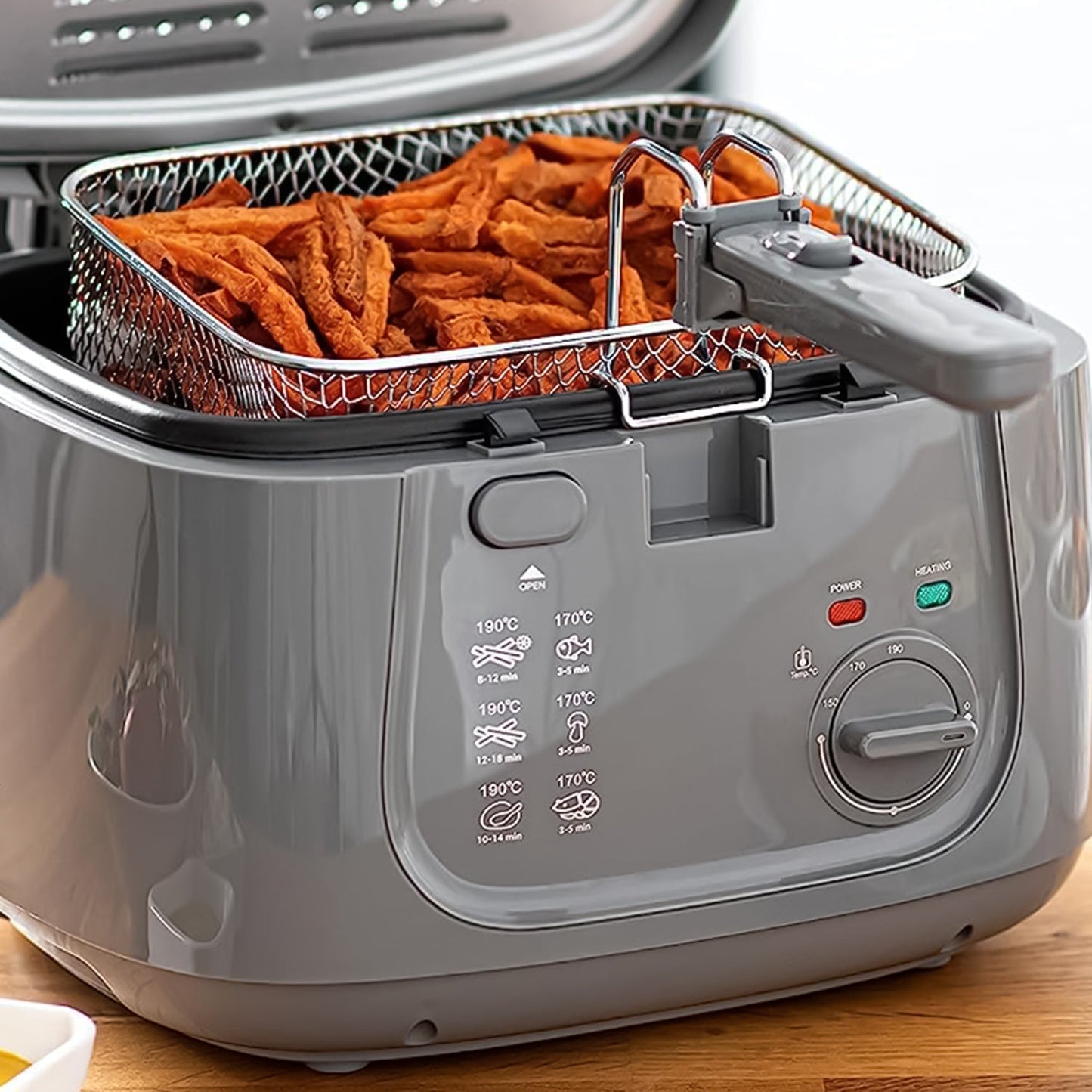 2.5 Liters Deep Fat Fryer - 1800 Watts