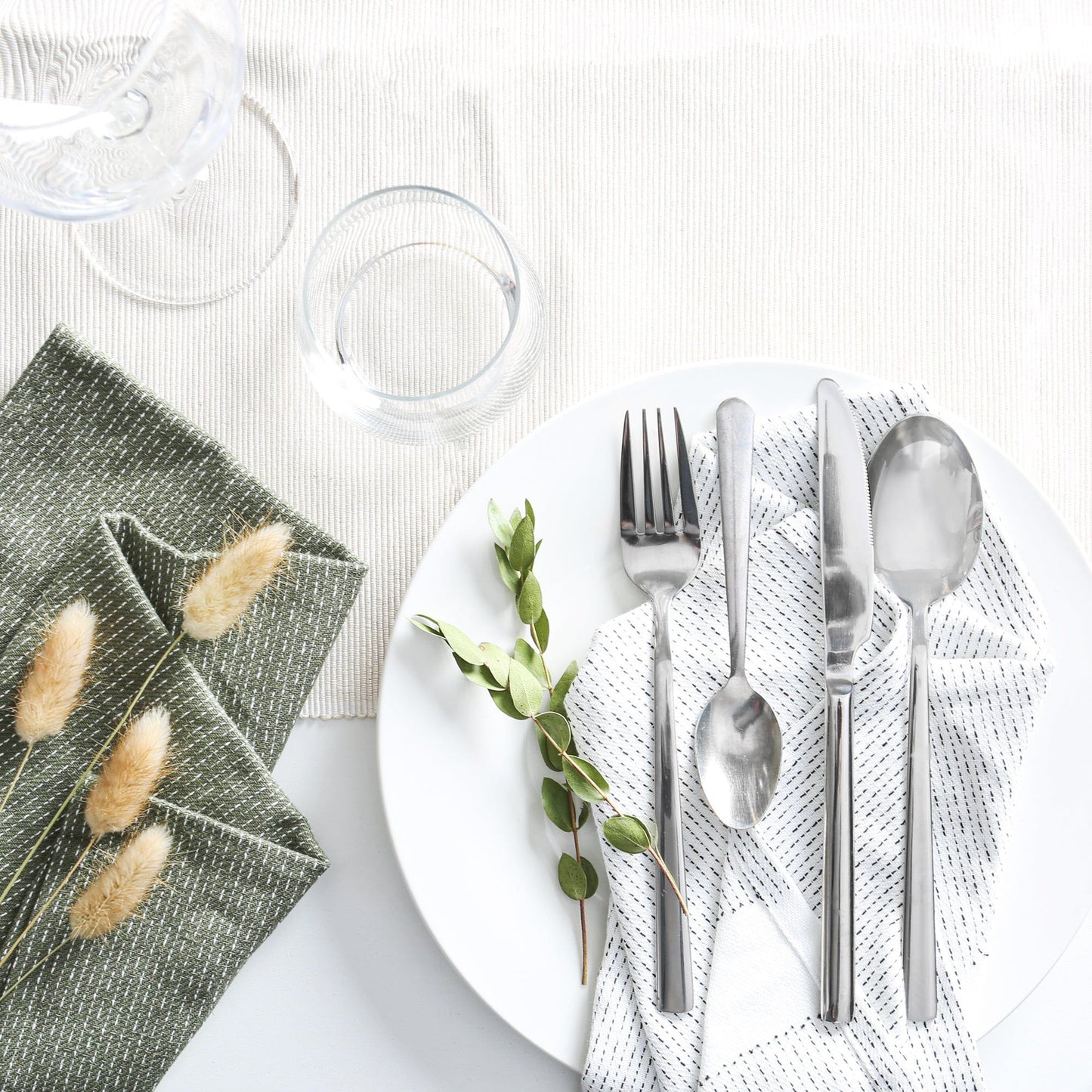 24pc 18/0 Stainless Steel Cutlery Set