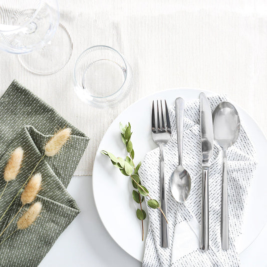 48pc 18/0 Stainless Steel Cutlery Set