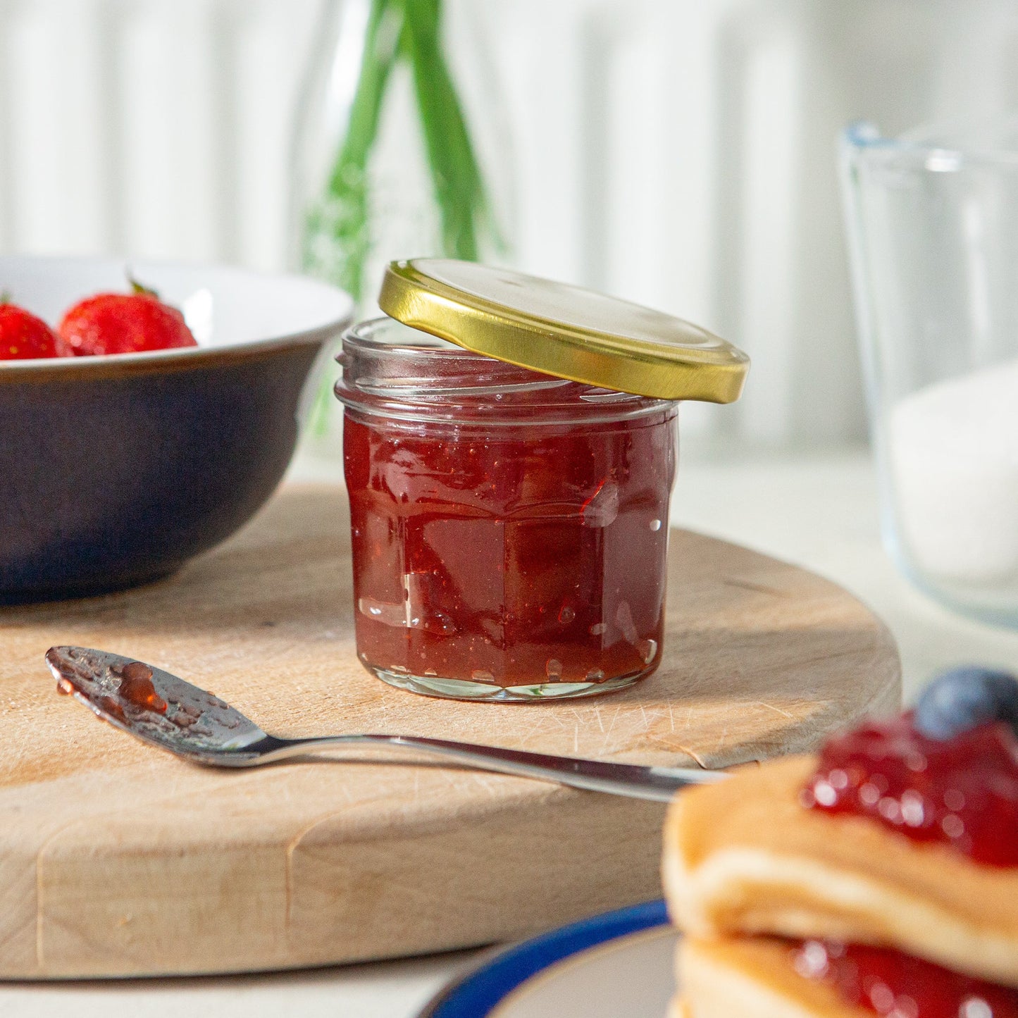 130ml Glass Jam Jars with Lids - Pack of 6