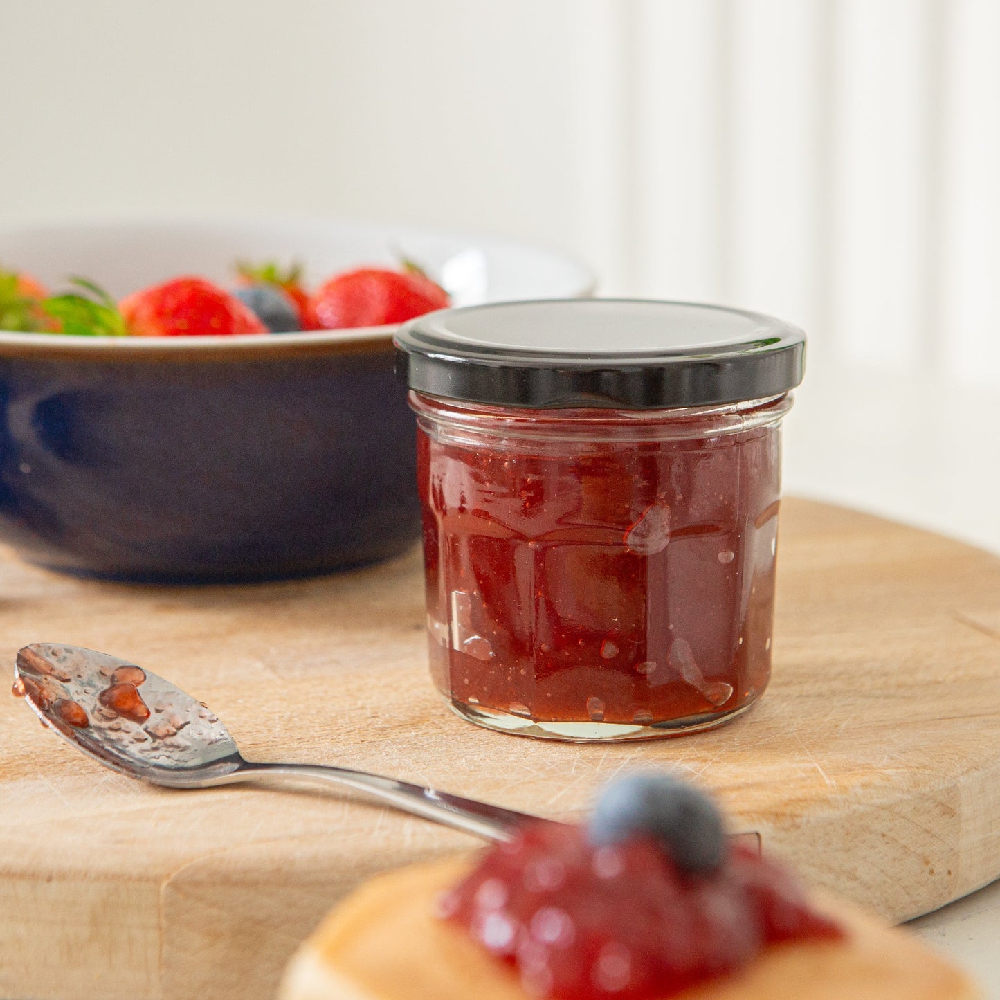 130ml Glass Jam Jars with Lids - Pack of 6