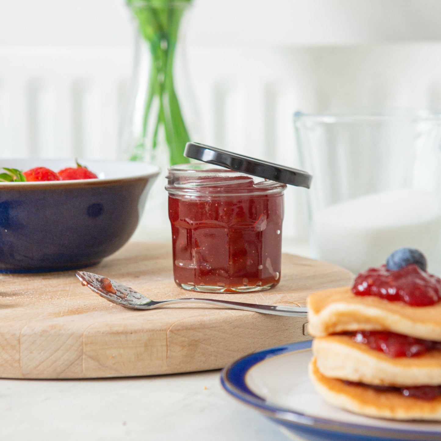 130ml Glass Jam Jars with Lids - Pack of 6